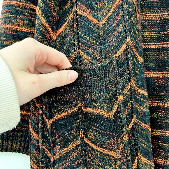 Cozy Striped Bobeau Cardigan - Picture 6 of 6